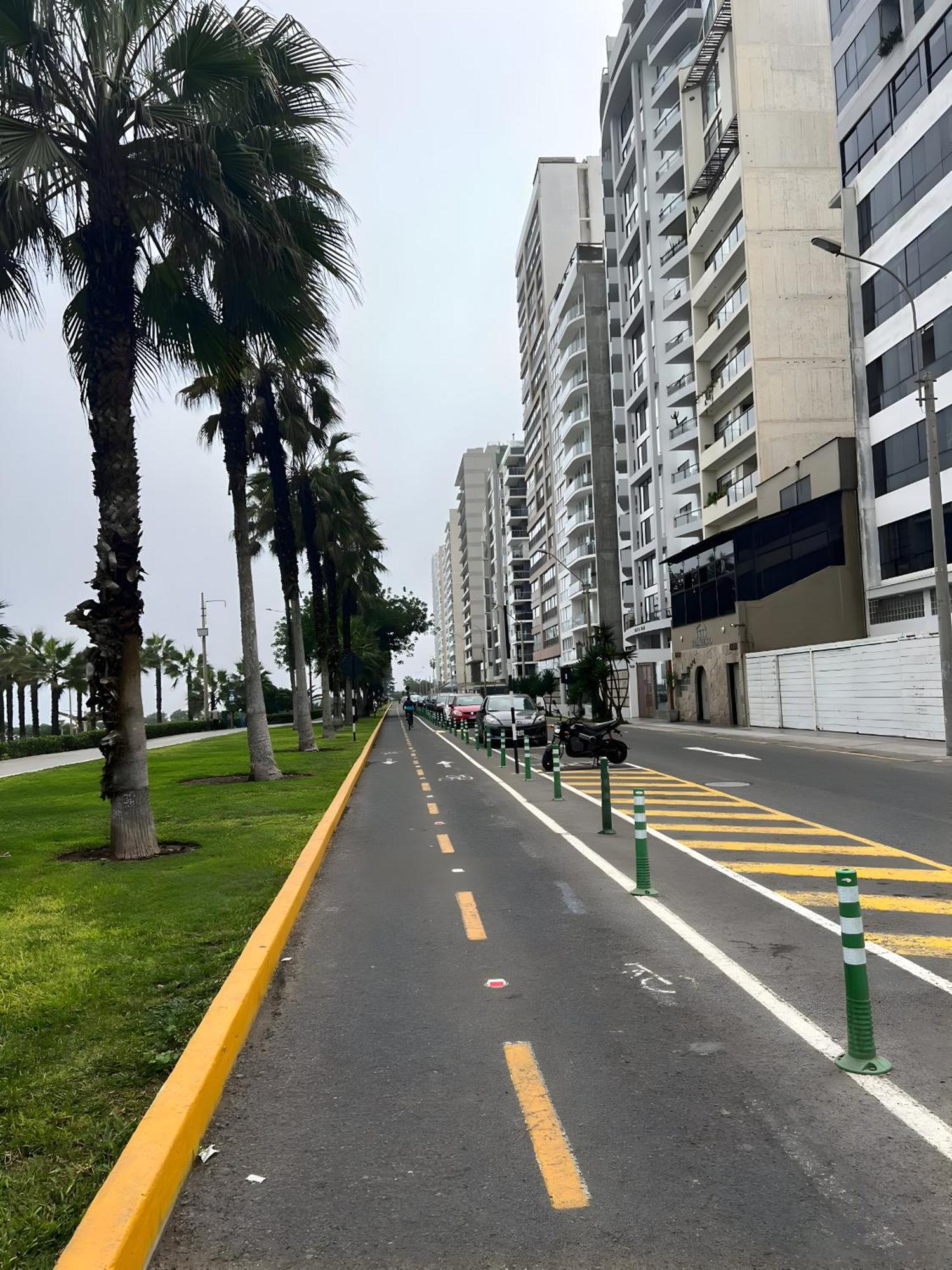 Acogedor 2br Miraflores - Tovar Apartamento