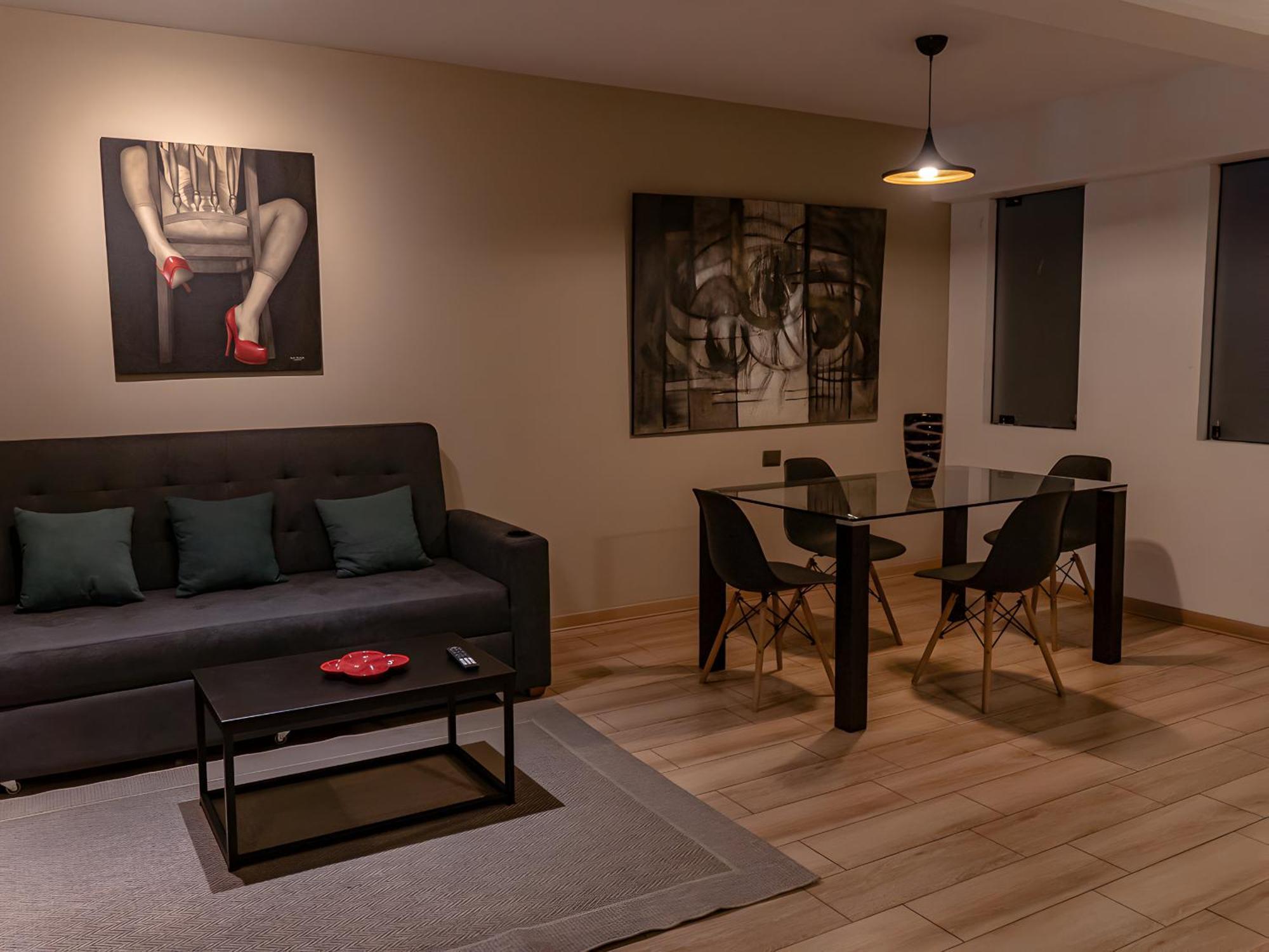 Apartamento Acogedor 2br Miraflores - Tovar